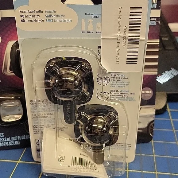 Febreze Auto Berry Scent Car Clips Black Purple Set of 3 New - Picture 2 of 2